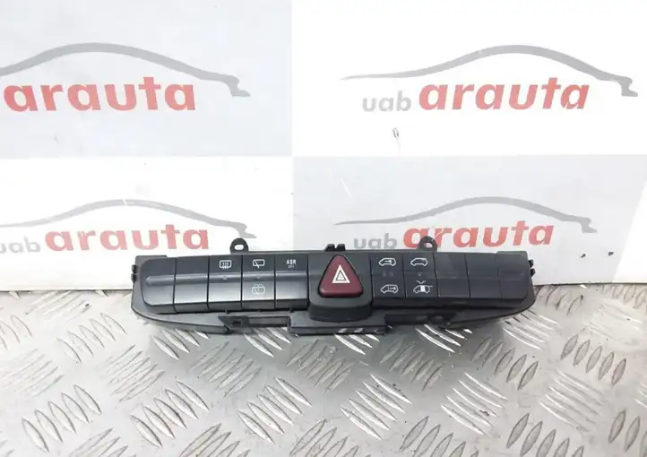 Mercedes-Benz Vito Viano W639 (2003 - 2010) 6395453507 Включатель аварийных фонарей — фото 2