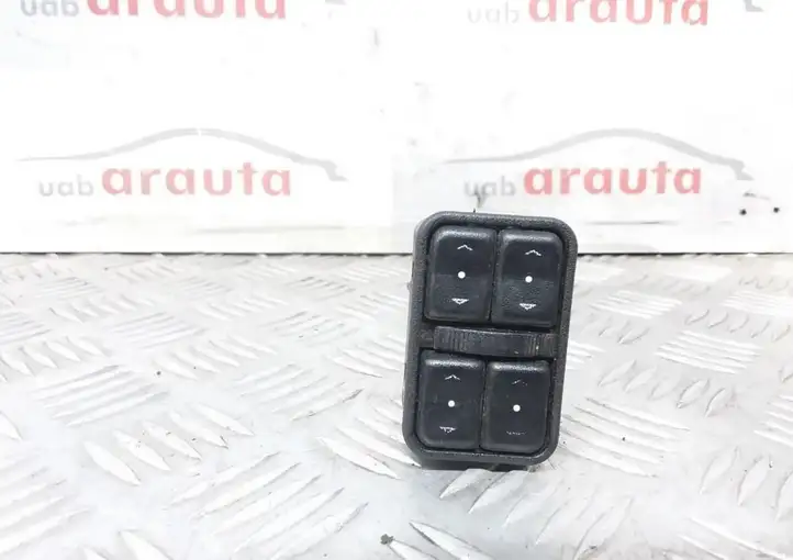 Opel Astra G (1998 - 2004) 90561086 Блок кнопок стеклоподъемников — фото 2