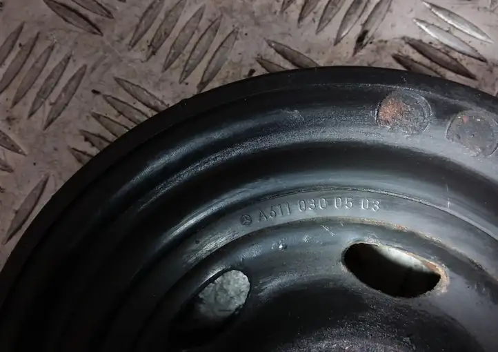 Mercedes-Benz Sprinter W906 (2006 - 2018) A6110300503 Шкив коленчатого вала — фото 5