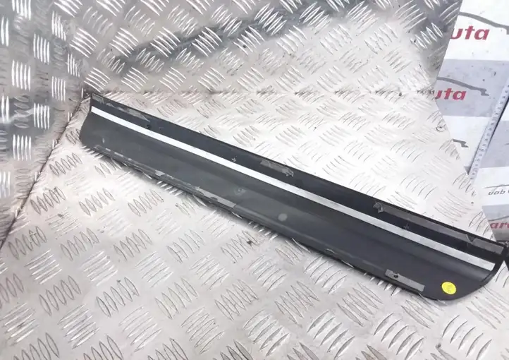 Audi Q3 8U (2011 - 2014) 8U0853374 Наружная отделка переднего порога — фото 6