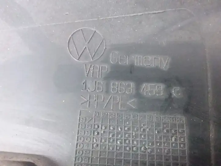 Volkswagen Golf IV (1998 - 2005) 1J6863459C Отделка порога багажника — фото 2