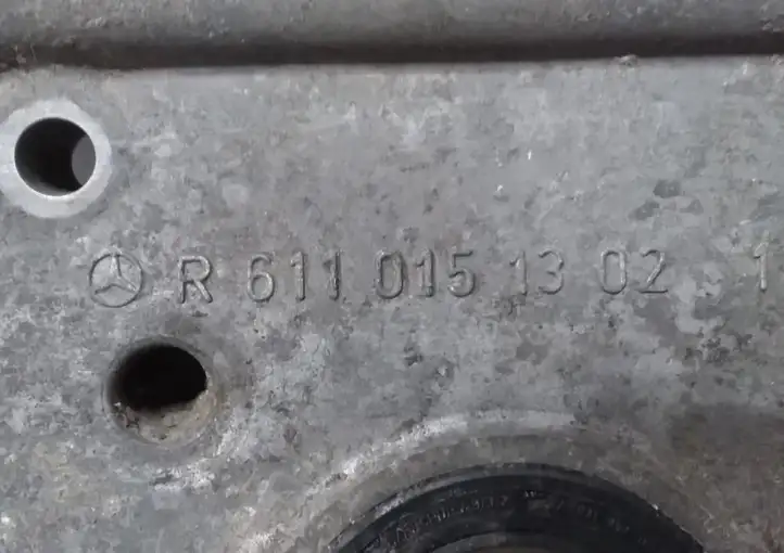 Mercedes-Benz Sprinter W901 W902 W903 W904 (1995 - 2007) 6110151302 Кронштейн масляного фильтра — фото 3