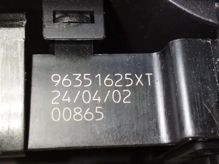 Peugeot 307 CC (2001 - 2005) 96351625XT Блок кнопок стеклоподъемников — фото 3