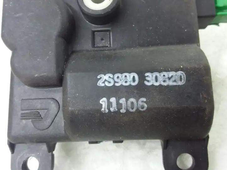 Honda Civic (2001 - 2005) 2S98030820 Двигатель задвижки потока воздуха — фото 3