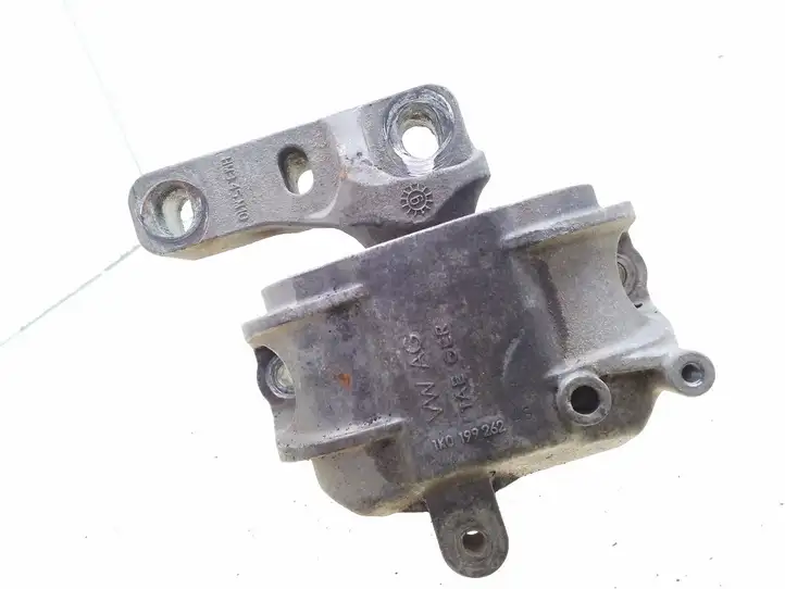 Volkswagen Touran I (2003 - 2010) 1K0199262AS Опора двигателя — фото 1