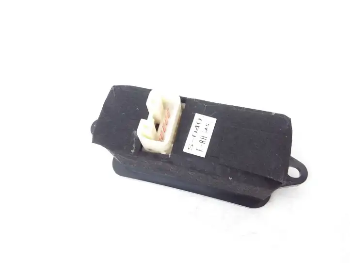 Subaru Outback (2003 - 2007) 94266AG020 Кнопка стеклоподъемников — фото 2