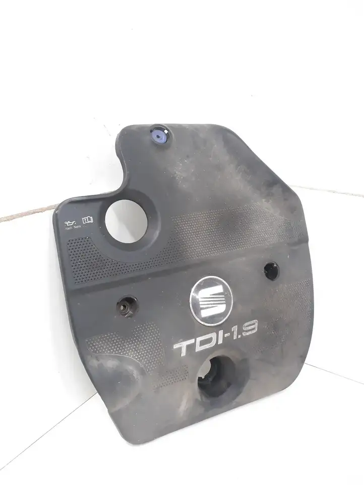 Seat Toledo II (1M) (1998 - 2006) 038103935 Крышка двигателя декоративная — фото 1