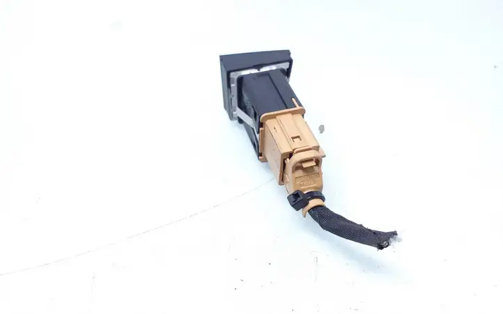 Volkswagen PASSAT B6 (2005 - 2010) 3C0927227B Включатель AUTO HOLD — фото 3