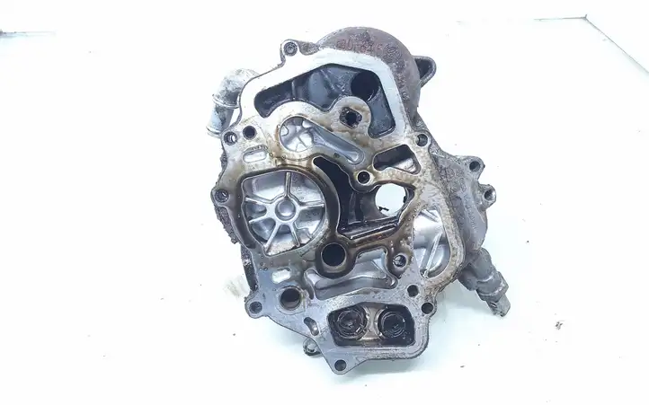 Audi A4 S4 B7 8E 8H (2004 - 2009) 059115397L Кронштейн масляного фильтра — фото 3