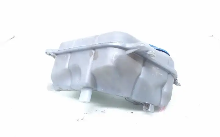 Audi A4 S4 B6 8E 8H (2000 - 2006) 8E0121403 Расширительный бачок — фото 2