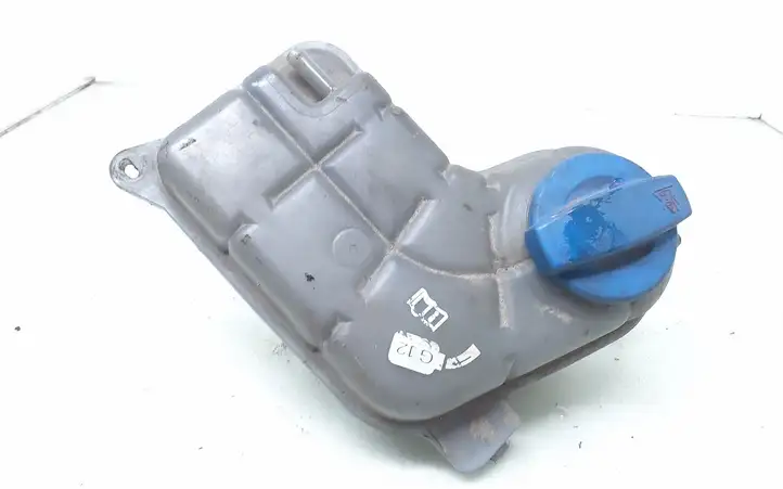 Audi A4 S4 B6 8E 8H (2000 - 2006) 8E0121403 Расширительный бачок — фото 4