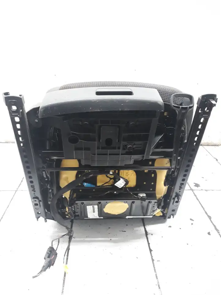 Volkswagen Golf V (2003 - 2009) 1K4881106LS Переднее сиденье пассажира — фото 5