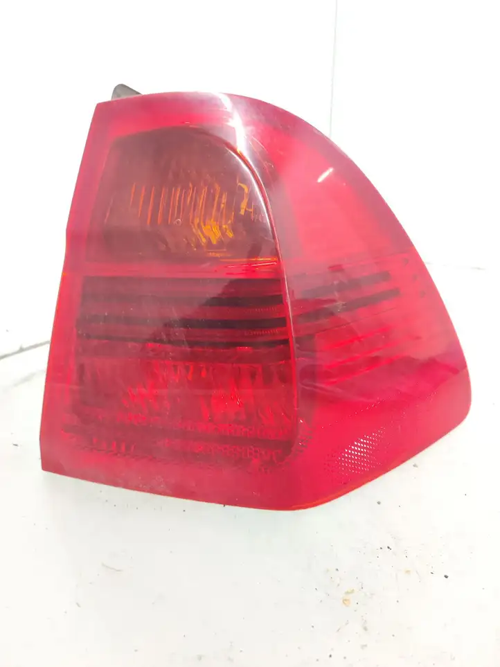BMW 3 E90 E91 (2005 - 2012) 7160062 Задний фонарь в кузове — фото 1