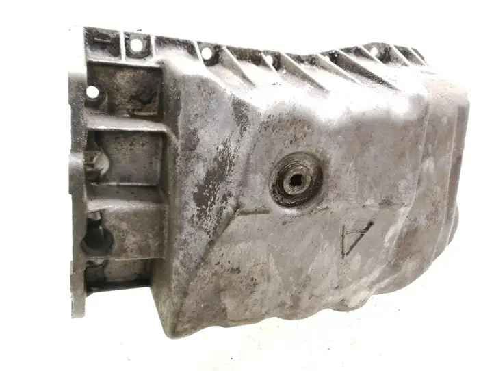 Renault Scenic I (1996 - 2003) 7700111746 Картер двигателя — фото 1