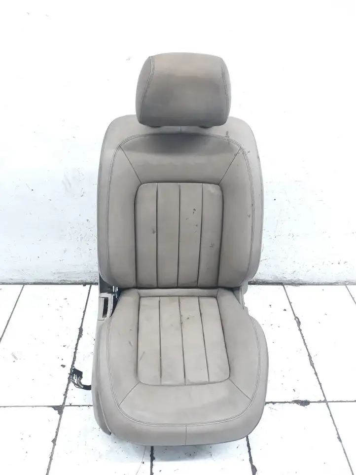 Mercedes-Benz CLS C218,X218 (2011 - 2017) 2188202604 Переднее сиденье пассажира — фото 1