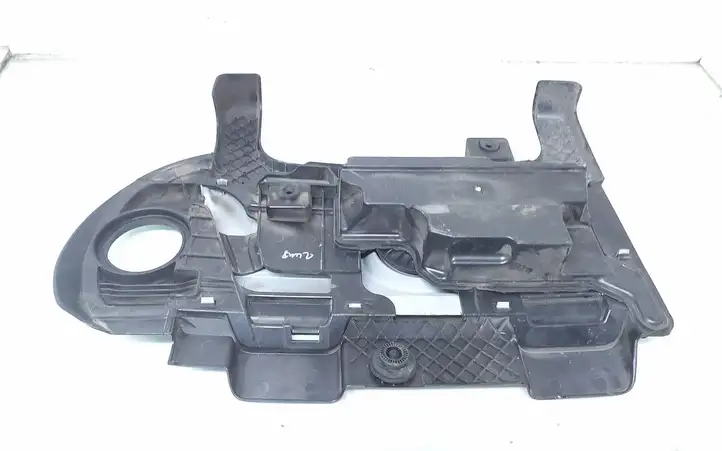 Volkswagen Golf V (2003 - 2009) 03C103925BB Крышка двигателя декоративная — фото 3