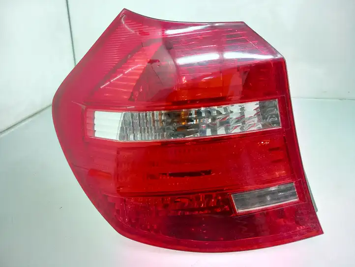 BMW 1 E81 E87 (2004 - 2011) 7164955 Задний фонарь в кузове — фото 1
