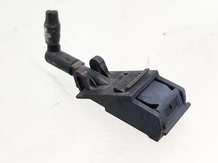 Seat Ibiza III (6L) (2002 - 2008) 6E0955986B Форсунка омывателя лобового стекла — фото 1