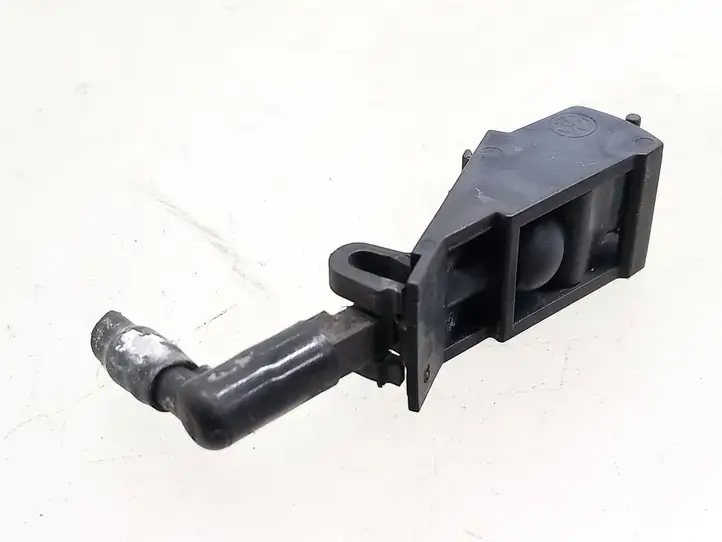 Seat Ibiza III (6L) (2002 - 2008) 6E0955986B Форсунка омывателя лобового стекла — фото 2