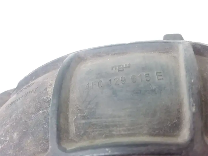 Audi A6 S6 C6 4F (2004 - 2008) 4F0129615E Детали воздухозаборника — фото 3