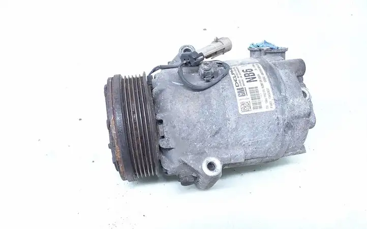 Opel Zafira B (2008 - 2014) 13432837 Компрессор (насос) кондиционера воздуха — фото 1