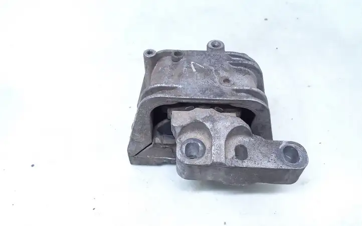 Volkswagen PASSAT B6 (2005 - 2010) 1K0199262P Опора двигателя — фото 1