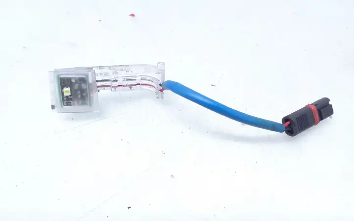 BMW 1 F20 F21 (2011 - 2019) 7277447 Подсветка рукоятки передней двери (наружняя) — фото 2