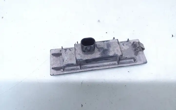 BMW 1 F20 F21 (2011 - 2019) 7193294 Подсветка номера — фото 2