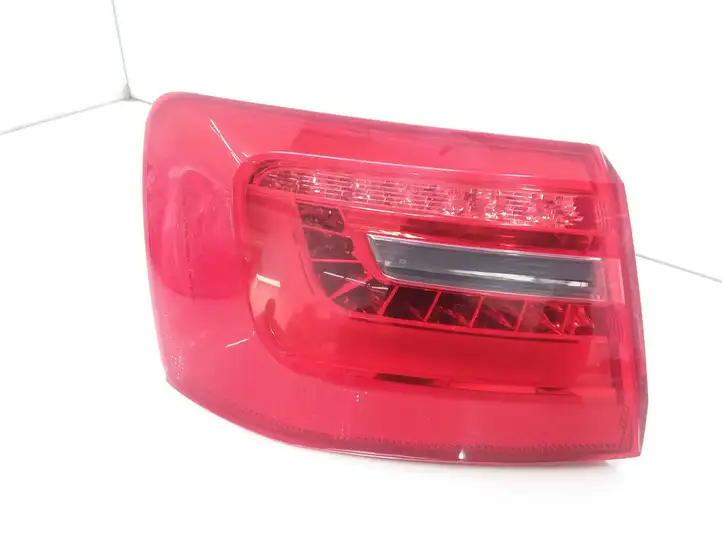 Audi A6 C7 (2011 - 2014) 4G9945095B Задний фонарь в кузове — фото 1