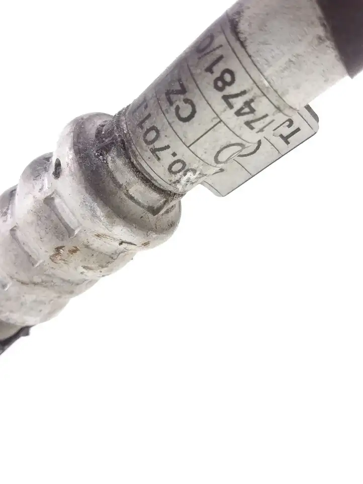 Audi A6 C7 (2011 - 2014) 4G0260701L Трубки и шланги кондиционера — фото 3