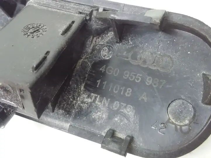 Audi A6 C7 (2011 - 2014) 4G0955987 Форсунка омывателя лобового стекла — фото 3