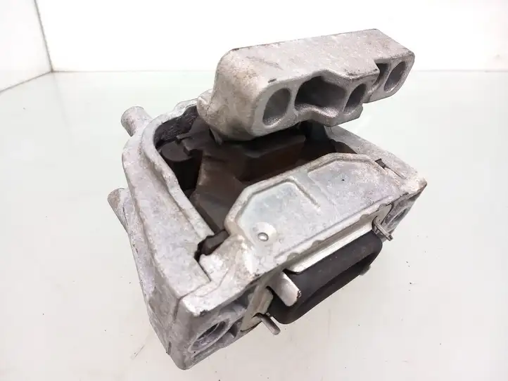 Volkswagen Caddy (2010 - 2015) 1K0199262CN Опора двигателя — фото 2