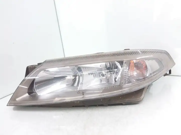 Renault Laguna II (2001 - 2005) 8200163325 Передняя фара — фото 1