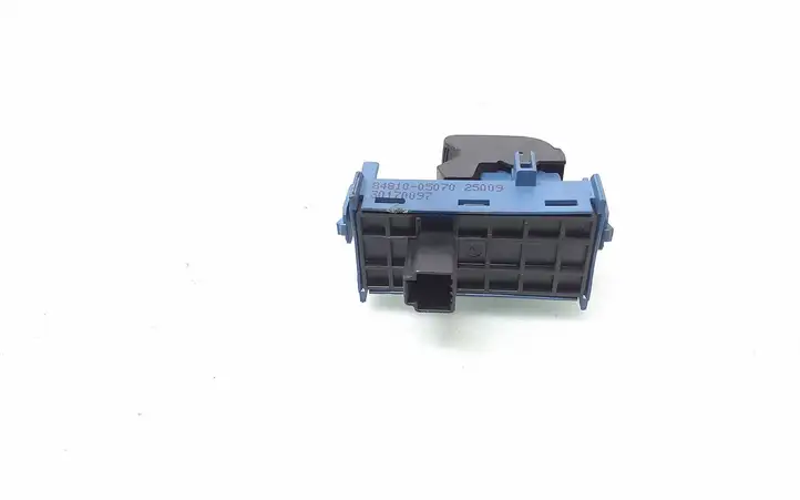 Toyota Avensis T270 (2009 - 2012) 8481005070 Блок кнопок стеклоподъемников — фото 2