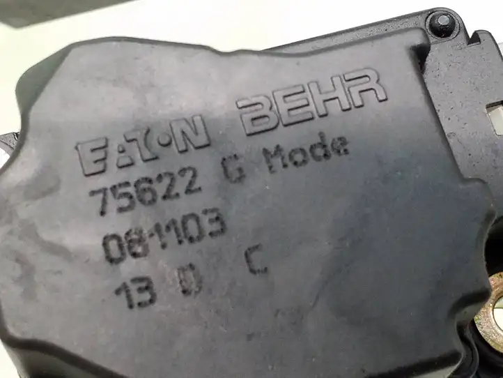 Volvo S60 (2000 - 2004) 74932g Двигатель задвижки потока воздуха — фото 4