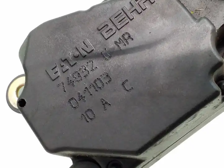 Volvo S60 (2000 - 2004) 74932g Двигатель задвижки потока воздуха — фото 5