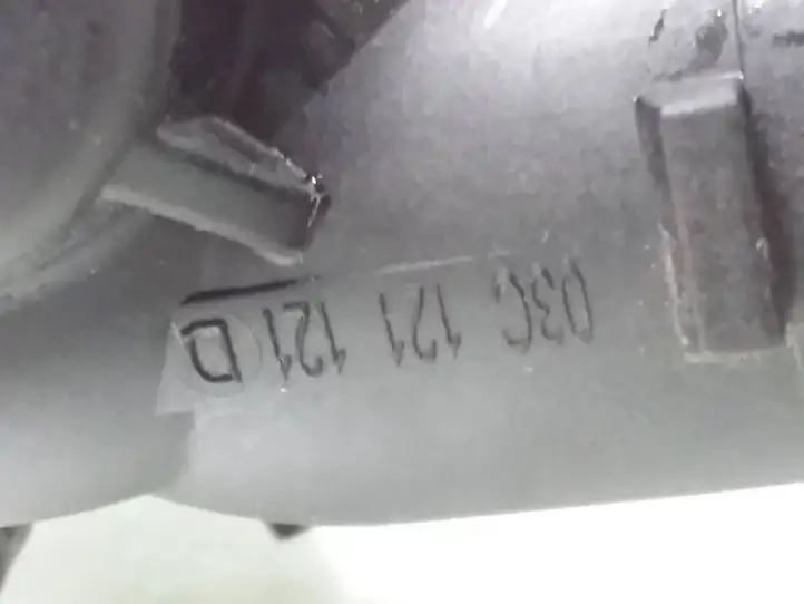 Audi A1 (2010 - 2014) 03C121026AT Термостат — фото 3