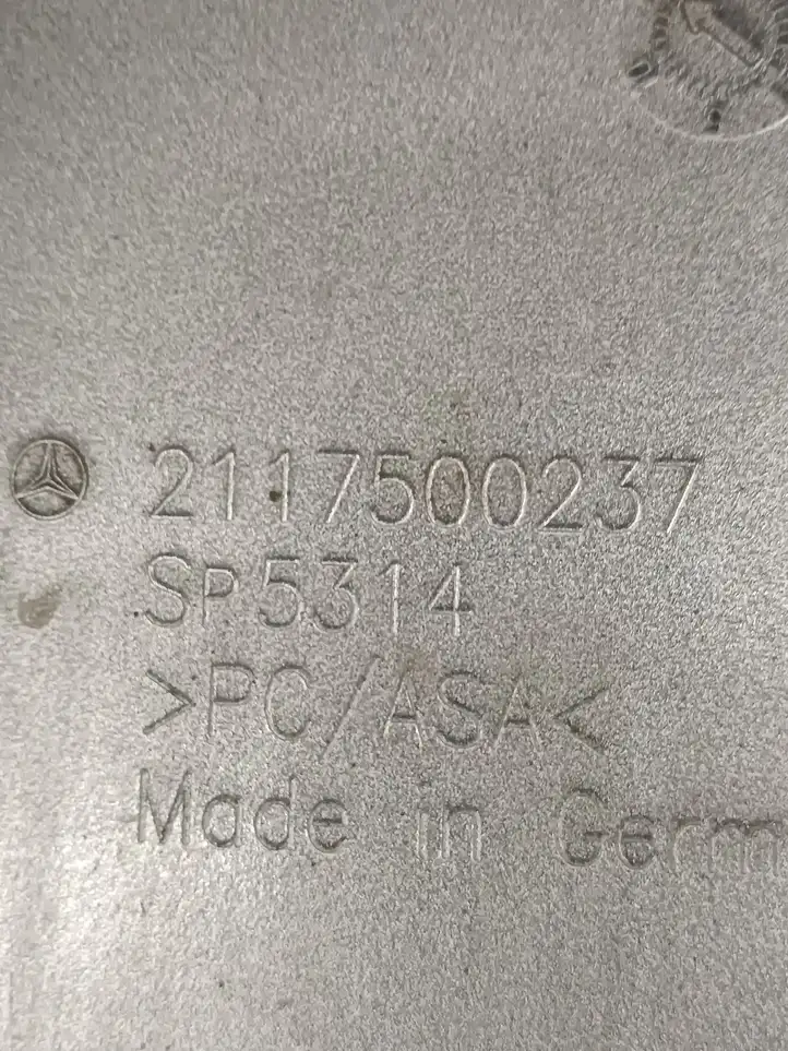 Mercedes-Benz E W211 (2002 - 2009) A2117500237 Обшивка багажника — фото 6
