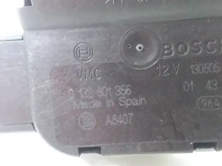Opel Meriva A (2002 - 2006) 0132801356 Двигатель задвижки потока воздуха — фото 3