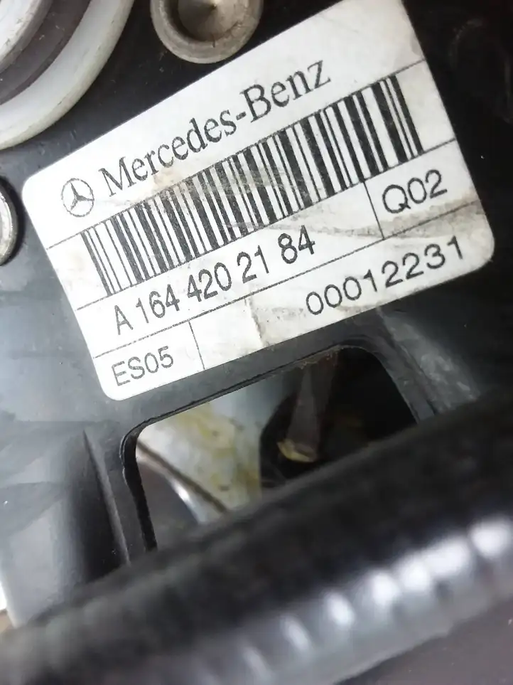 Mercedes-Benz R W251 (2005 - 2013) A1644202184 Механизм ручного тормоза (в салоне) — фото 4