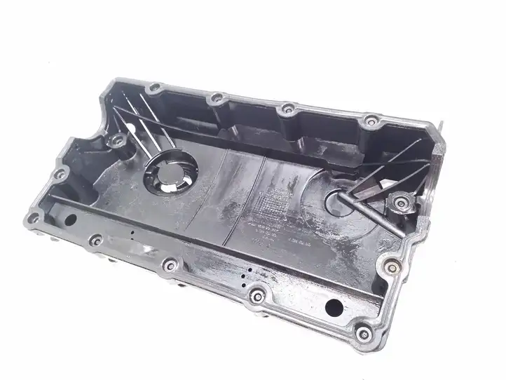 Ford Galaxy (2000 - 2006) 038104475r Крышка головки блока цилиндров — фото 3