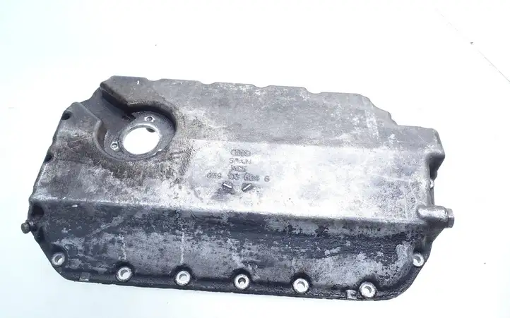 Audi A4 S4 B6 8E 8H (2000 - 2006) 059103604G Картер двигателя — фото 1
