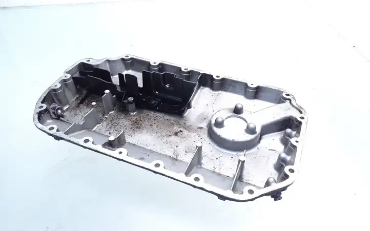 Audi A4 S4 B6 8E 8H (2000 - 2006) 059103604G Картер двигателя — фото 2