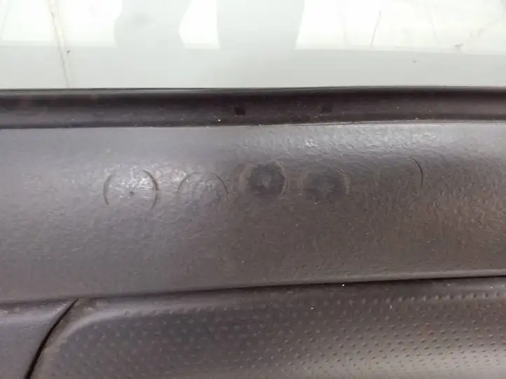 Toyota Yaris (1999 - 2003) Дверь — фото 3