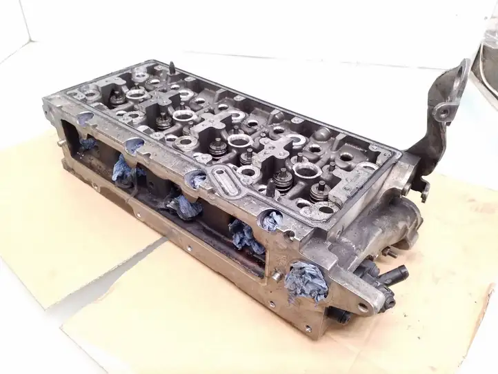 Audi A4 S4 B9 (2015 - 2019) 04l103373e Головка блока цилиндров — фото 1