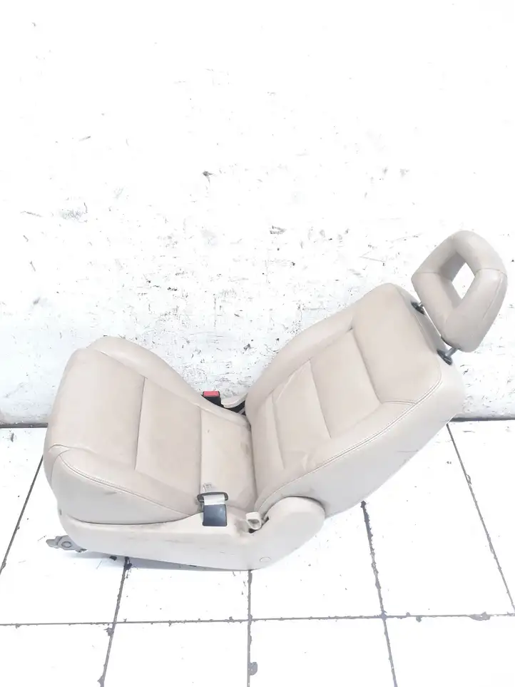 Volkswagen Sharan (2000 - 2003) 2M21N6002EA1CMY Второй ряд сидений — фото 3