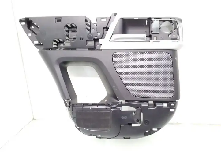 Land Rover Defender (2020 - ) L8B224051AJ Обшивка задней двери — фото 1