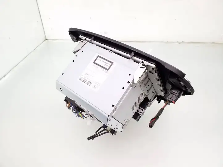 Ford Mondeo MK IV (2007 - 2014) BS7T18K931EE Магнитола / мультимедийная система — фото 3