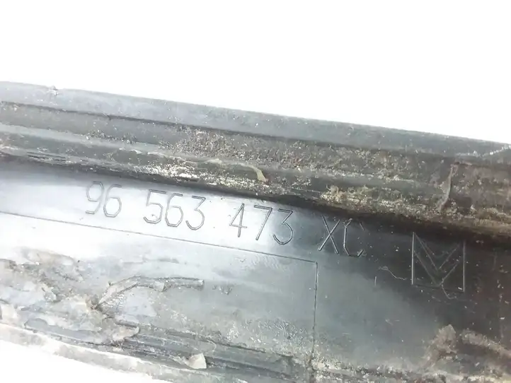 Citroen C4 (2004 - 2008) 96563473XC Накладка стоек лобового стекла — фото 3