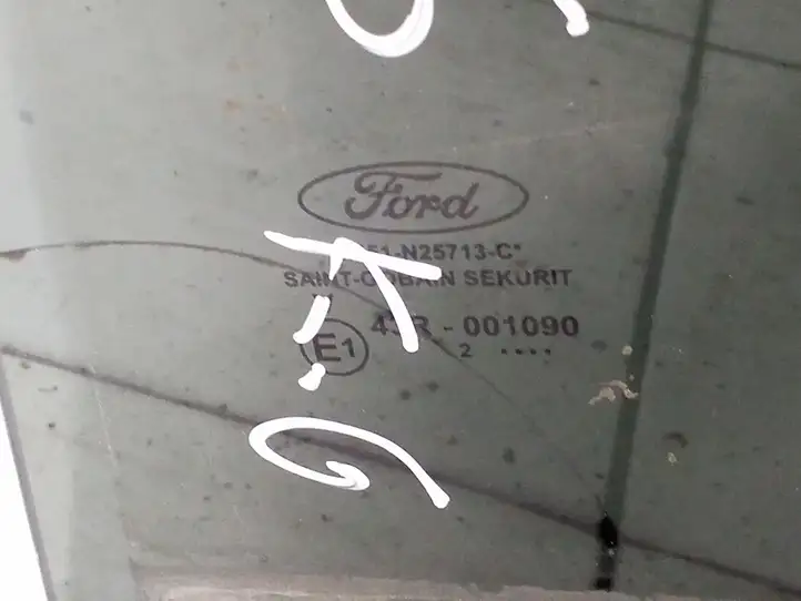 Ford Focus (2011 - 2015) 43R001090 Стекло задней двери — фото 3